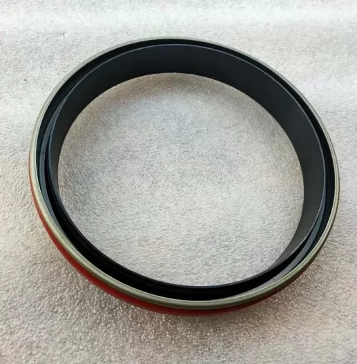 crankshaft rear oil seal 3925343 3802820 3926126 3925530 3927683 for Cummins