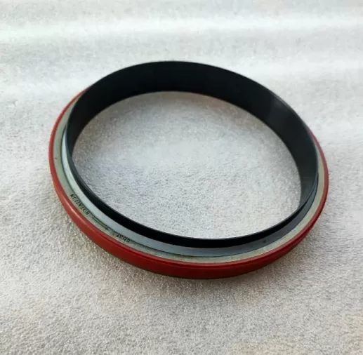 crankshaft rear oil seal 3925343 3802820 3926126 3925530 3927683 for Cummins