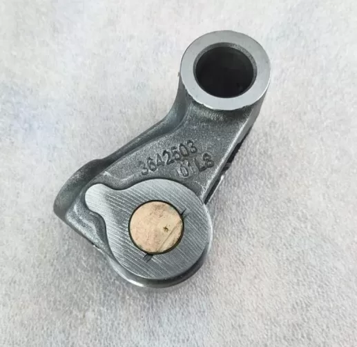 camshaft follower lever 3642504 3642503 3039163