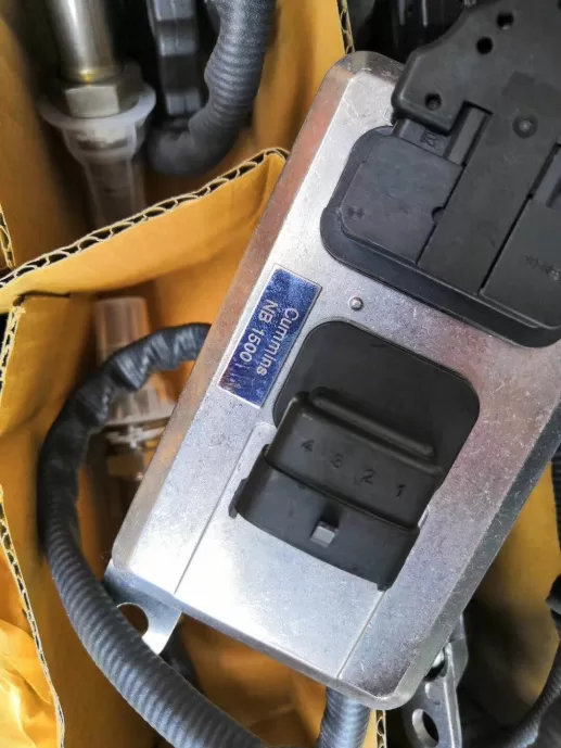ISF3.8 M11 24V nitrogen oxide sensor 4954222 2894940 2871979 4984577 5WK96675A A034X847 5WK9 6675A