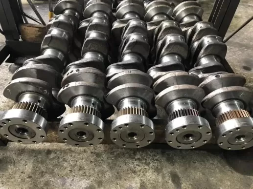 6ISBe  ISDe QSB6.7 crankshaft 4934862 3974635 4934861 3974538 3968164 5301009 4935613 3978482 3964040
