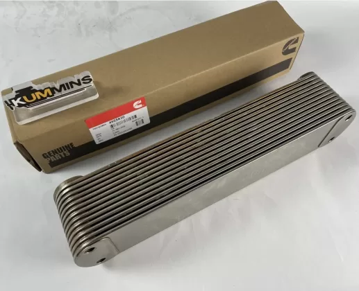 QSX15 ISX15 lubricating oil cooler core 4965487 4955831 4955830 4973532 2892304 4059460 3680595 4089583 4059252 4965870 4965482