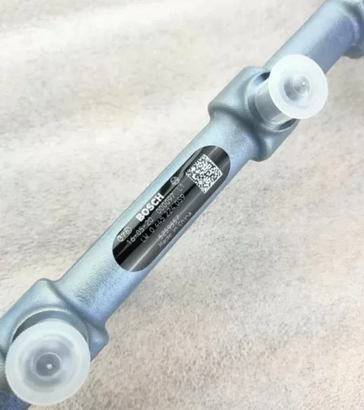 High pressure fuel manifold ISF2.8 original common rail pipe high pressure fuel rail with sensors 5259557 0445224059 - Image 2