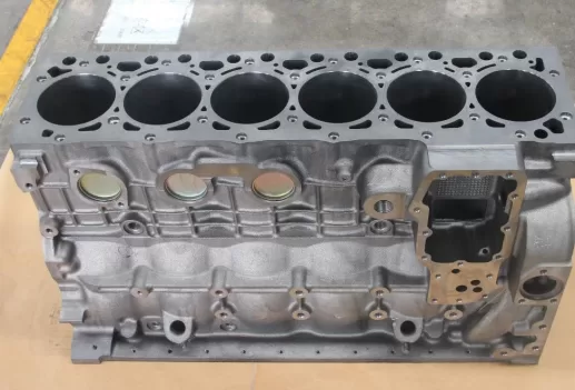 6ISDe 6D107 QSB6.7 cylinder block 4946586 4946585 4929972 4932333 4932528 4932675 4990451 4991099 4955412 5302096 4990447 - Image 2