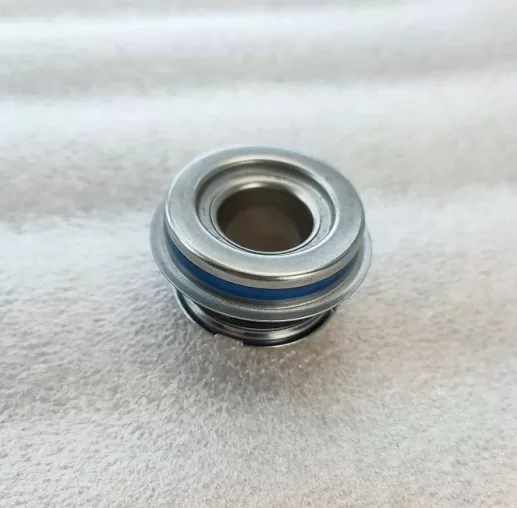 water pump seal 4972860 for Cummins engine - Image 3