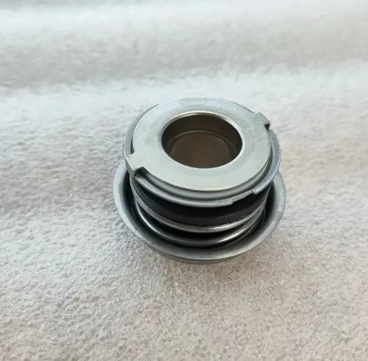 water pump seal 4972860 for Cummins engine - Image 4