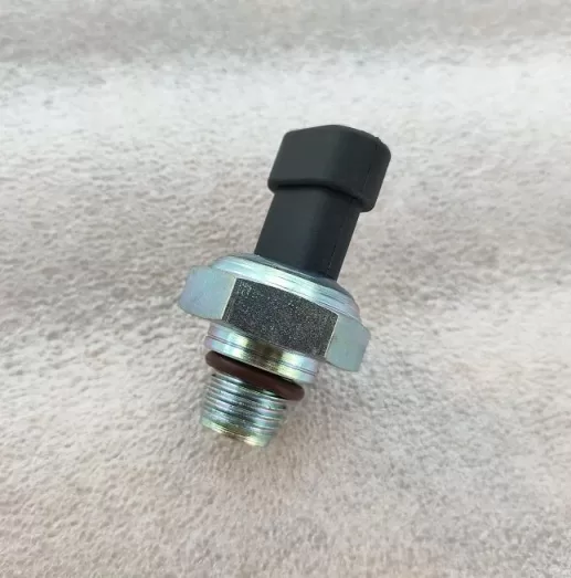 QSX15 ISX15 X15 fuel pressure sensor 4921499 3330999 3408377 3330998 3408378 3069728 4921499 3330999 3408377 3330998 - Image 4