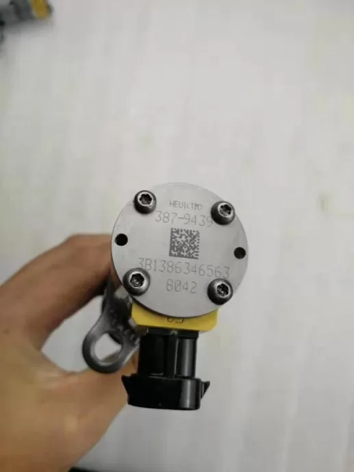 CAT C9 common rail fuel injector 10R4843 3879439 387-9439 3282572 328-2572 - Image 5