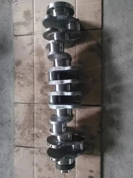 CAT C9 crankshaft 2611544 261-1544 1608147 160-8147 - Image 3