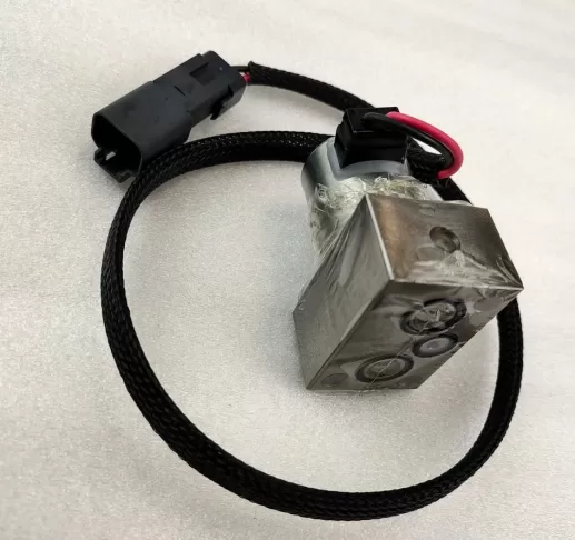 7022157600 702-21-57600 main pump polit valve solenoid valve for Komatsu - Image 4