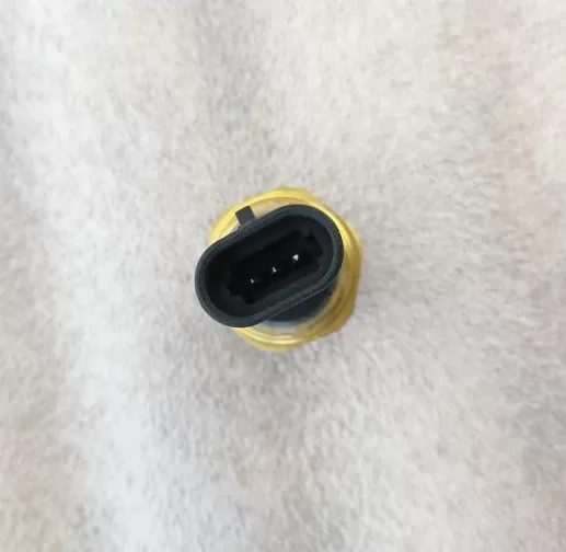 N14 M11 L10 ISX ISX15 QSX15 oil pressure sensor 4921487 4921511 3071575 3654108 3072491 3075273 3080406 3083716