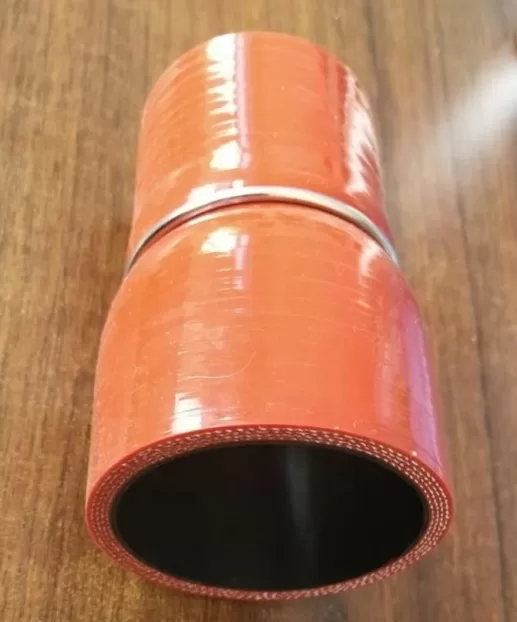 QSX15 ISX15 X15  air compressor flexible hose 4059313 3682978  4026539 3679820 3681159 3682980 plain hose 3687223 for Cummins