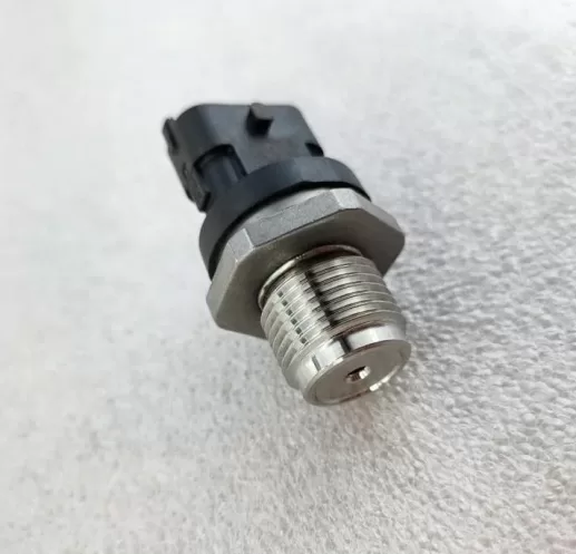 Cummins common rail pressure sensor 3963809 3949988 0281006364 0281002937 - Image 6