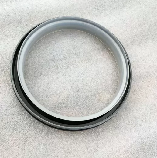 Cummins crankshaft oil seal rear 3925529 5405392 3934486  3909410 3973745 3934486 5259499 - Image 3