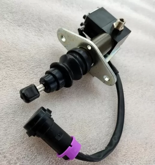 Cummins fuel shut-off valve fuel pump solenoid 4935573 - Image 3