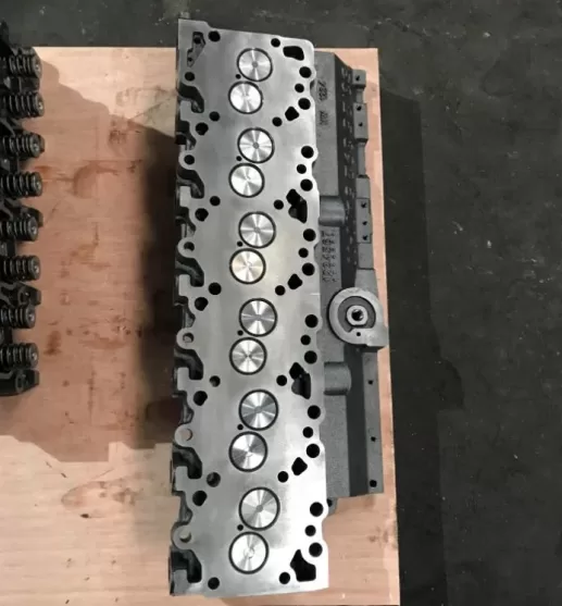 6BT 6BT5.9 cylinder head 4981005 3967458 3966454 3966453 3925400 3934747 3934746 3922691 3917287 3925400 3934785 6731-11-1370 - Image 2