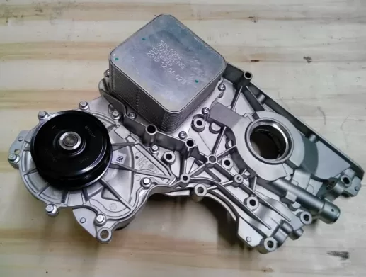 ISF2.8 oil cooler front cover 5474753 5270239 5302884 5273772 5272726 5269790 5670414 5563774 - Image 3