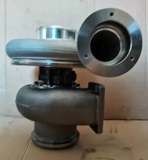 4033022 3595456 4525254 HX82 turbocharger for QST30 - Image 2