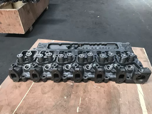 6BT 6BT5.9 cylinder head with valves C3977600ZZ 3977600 3967458 3917287 3913391 3910276 3921394 3921396 3921398 3966452 3966454