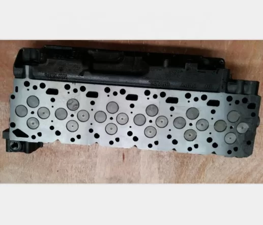 6ISBe6.7 QSB6.7 6ISDe ISDe6.7 ISBe5.9 cylinder head assembly 4936081 3977221 3977225 5282703 4981626 5282703