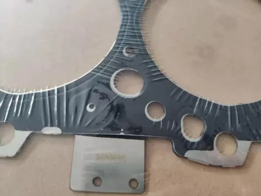 6ISBe6.7 QSB6.7 6ISDe cylinder head gasket 2830922 2830923 for Cummins engine Iveco NEF6 truck