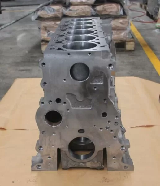 6ISDe 6D107 QSB6.7 cylinder block 4929972 4932333 4932528 4932675 4946586 4946585 4990451 4991099 4955412 5302096 for Cummins