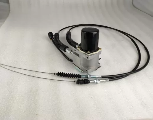 Excavator throttle motor  311B 312 312B 247-5227 2475227 E307B E308C E305C 102-8007 132-7786 E320V1 E325 106-0092 106-0100 - Image 2